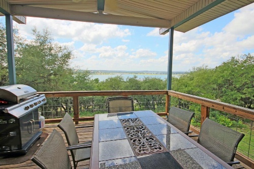 Lakepoint Lookout Home image 9